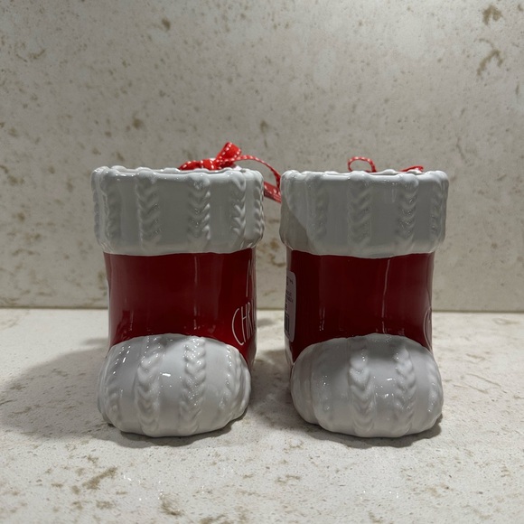 Rae Dunn Merry Christmas Stocking Mug Set *BNWT* - Picture 3 of 3